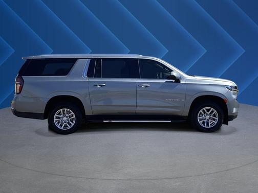 Sterling Gray Metallic 2024 Chevrolet Suburban LT