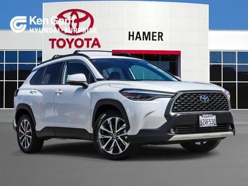 Wind Chill Pearl 2022 Toyota Corolla Cross XLE