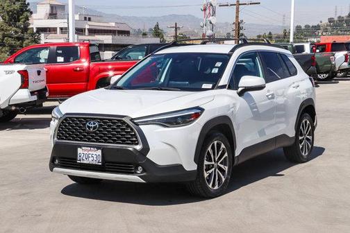 Wind Chill Pearl 2022 Toyota Corolla Cross XLE