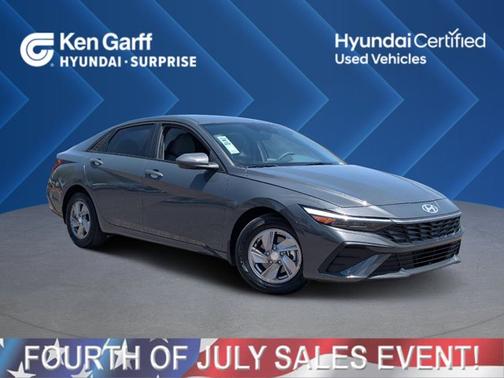2025 Hyundai ELANTRA SE