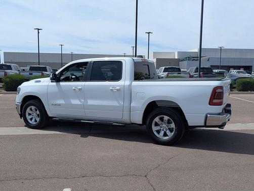 Bright White Clearcoat 2024 RAM 1500 Laramie