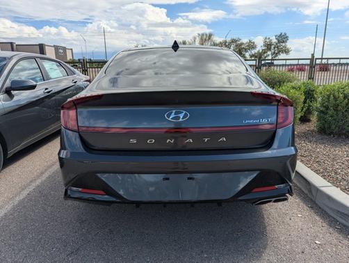 2022 Hyundai SONATA Limited
