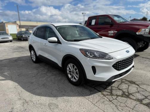 2021 Ford Escape SE