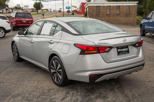 2021 Nissan Altima 2.5 SV