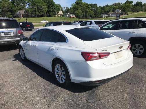 Summit White 2019 Chevrolet Malibu LT