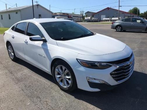 Summit White 2019 Chevrolet Malibu LT