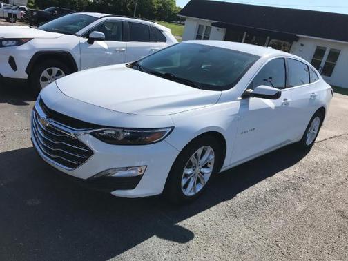 Summit White 2019 Chevrolet Malibu LT