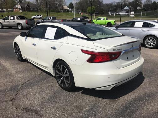Pearl White 2016 Nissan Maxima 3.5 SL