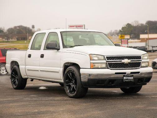 2006 Chevrolet Silverado 1500 LS Crew Cab