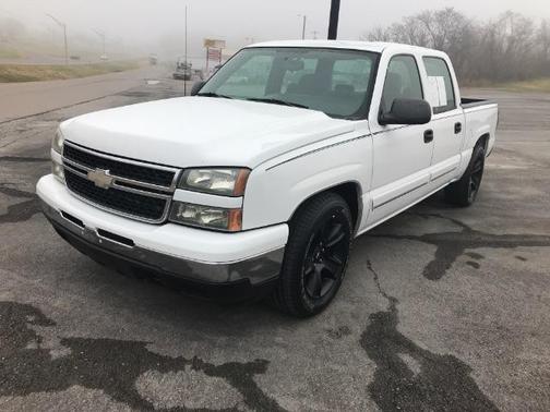 2006 Chevrolet Silverado 1500 LS Crew Cab