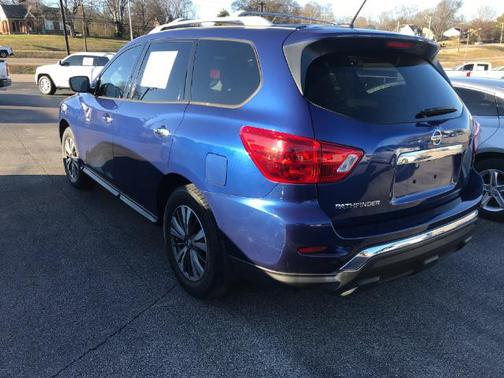 2017 Nissan Pathfinder S