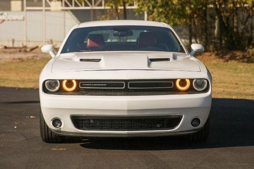 2015 Dodge Challenger SXT Plus