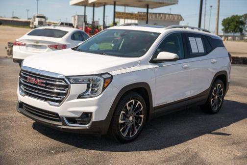 Summit White 2022 GMC Terrain SLT
