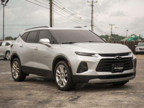 Silver Ice Metallic 2020 Chevrolet Blazer 3LT