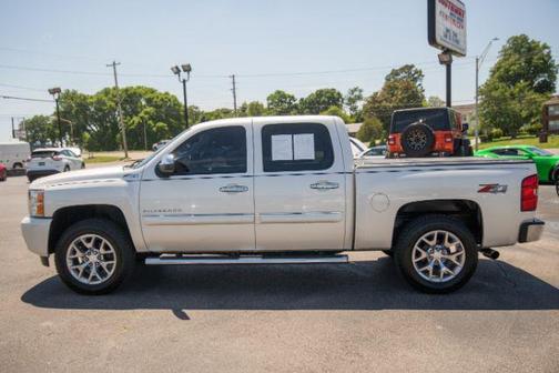 Summit White 2011 Chevrolet Silverado 1500 LT