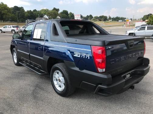 Blue 2002 Chevrolet Avalanche 1500 Z66