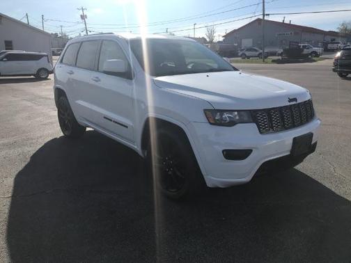 2019 Jeep Grand Cherokee Altitude
