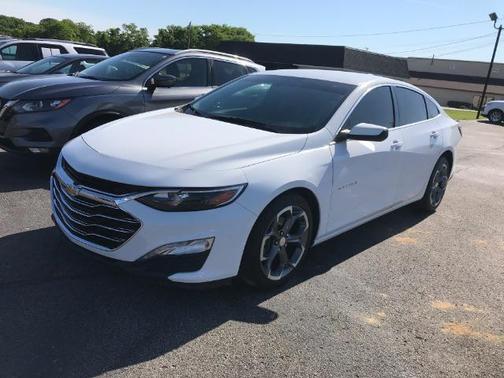Summit White 2021 Chevrolet Malibu FWD LT