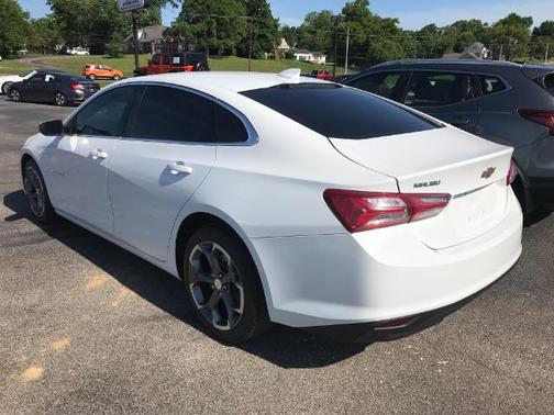 Summit White 2021 Chevrolet Malibu FWD LT