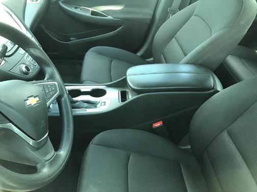 Summit White 2022 Chevrolet Malibu FWD LT