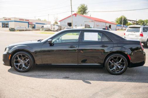 2020 Chrysler 300 Touring