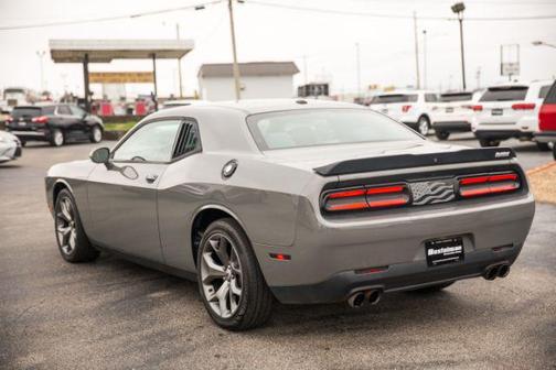 2017 Dodge Challenger SXT