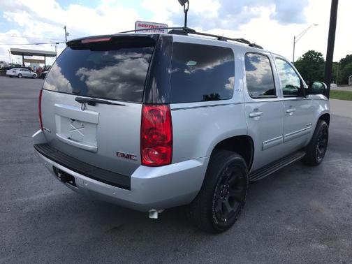 Quicksilver Metallic 2014 GMC Yukon SLT