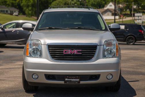 Quicksilver Metallic 2014 GMC Yukon SLT