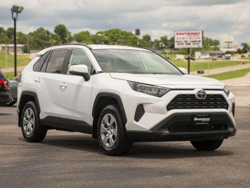 Super White 2021 Toyota RAV4 LE