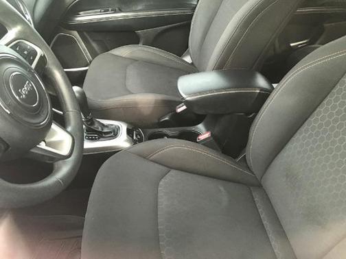 2019 Jeep Compass Sport