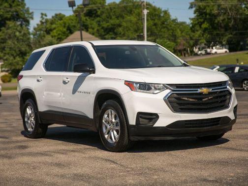 Summit White 2020 Chevrolet Traverse LS