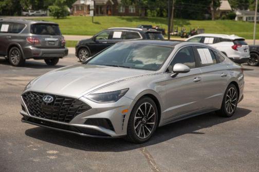 Shimmering Silver Pearl 2021 Hyundai SONATA Limited