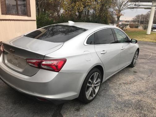 2022 Chevrolet Malibu FWD LT