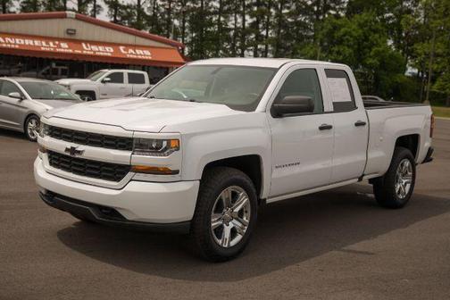 Summit White 2017 Chevrolet Silverado 1500 Custom