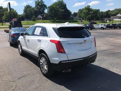 Crystal White Tricoat 2019 Cadillac XT5 Base