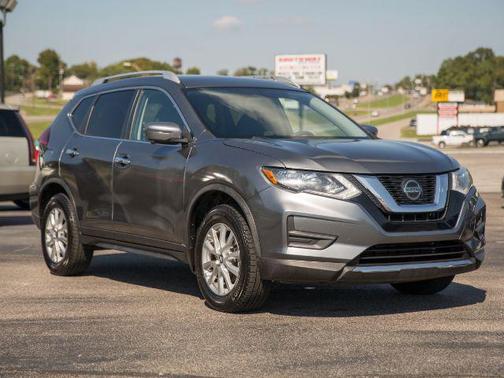 2018 Nissan Rogue SV