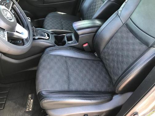 Gun Metallic 2020 Nissan Rogue Sport SV