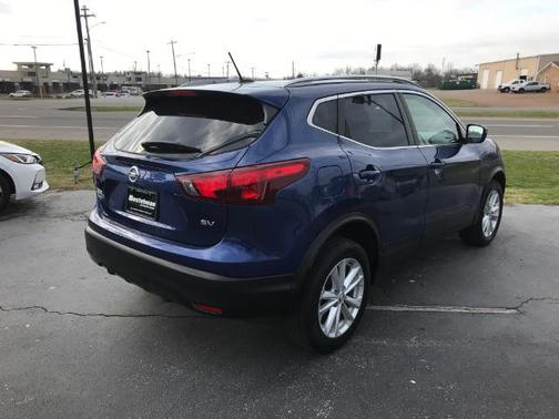 2018 Nissan Rogue Sport SV
