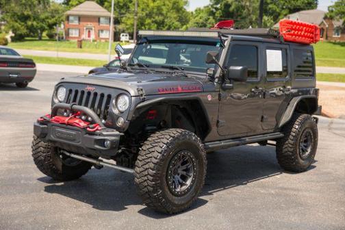 Granite Crystal Metallic Clearcoat 2017 Jeep Wrangler Unlimited Rubicon