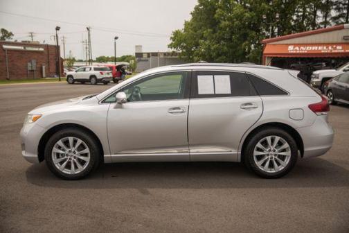 Classic Silver Metallic 2013 Toyota Venza LE