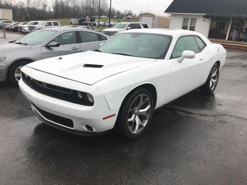 2015 Dodge Challenger SXT Plus
