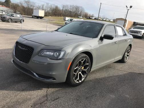 2019 Chrysler 300 Touring
