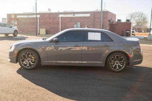 2019 Chrysler 300 Touring