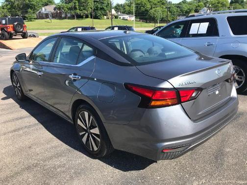 Gun Metallic 2021 Nissan Altima 2.5 SV