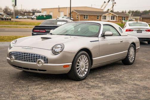 2004 Ford Thunderbird Deluxe