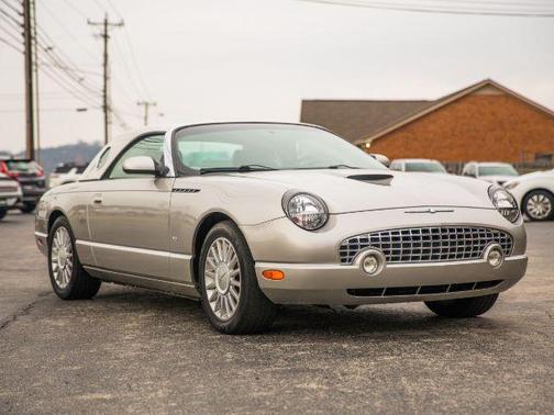 2004 Ford Thunderbird Deluxe
