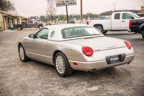 2004 Ford Thunderbird Deluxe