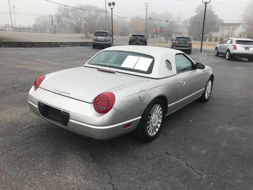 2004 Ford Thunderbird Deluxe