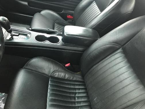 2004 Ford Thunderbird Deluxe