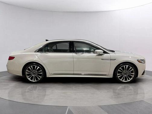 2020 Lincoln Continental Reserve